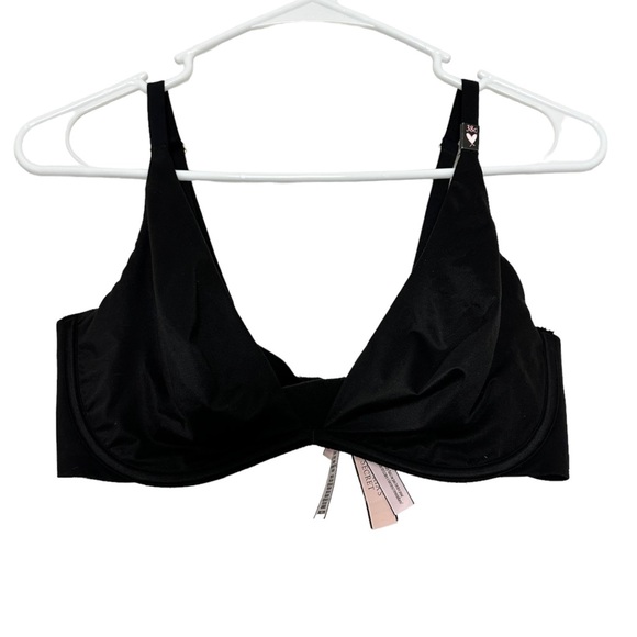 Victoria's Secret Other - 🖤 NWT Victoria’s Secret Incredible Unlined Plunge Bra Black Sz 38C